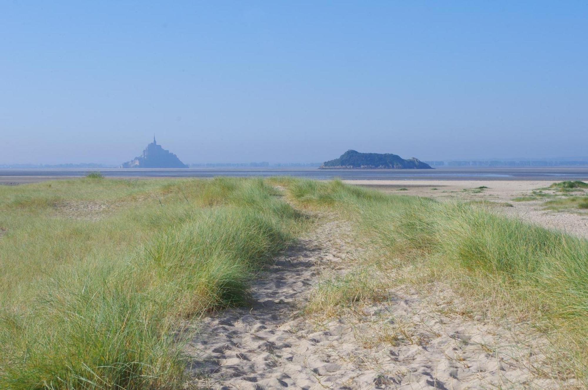 Charmante Maison De Pecheur En Baie Du Mont Saint Michel Genets Bagian luar foto